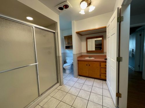 2701 Avondale Blvd, Milwaukee WI 53210-1364 exterior