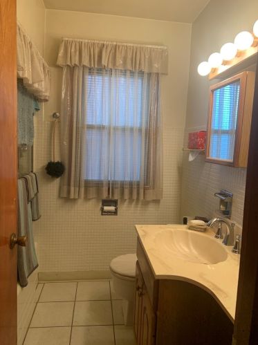 9629 Perry Ave, Chicago IL 60628-1343 exterior