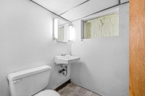 2035 Yale Ave, Saint Louis MO 63143-1473 exterior