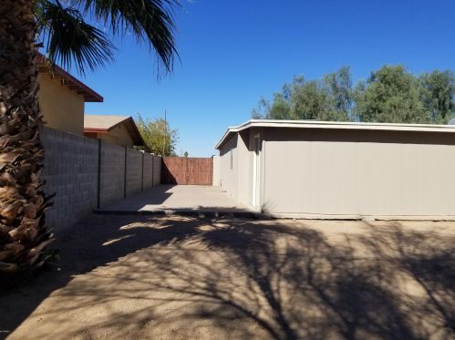 2531 Campo Bello Dr, Phoenix AZ 85032-2219 exterior