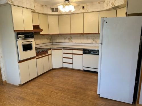 1305 Mason Ave, Joliet IL 60435-6151 exterior