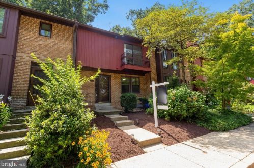 7883 Briardale Ter, Rockville, MD 20855-2072