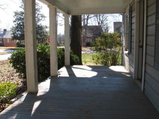 1474 Brooklyn Ave, Atlanta GA  30309-2202 exterior