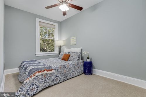 1922 1st St, Washington DC 20001-1480 exterior