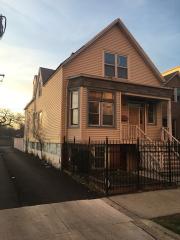 4814 Magnolia Ave, Chicago IL  60660-1405 exterior