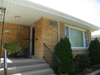 9536 Harding Ave, Chicago IL  60805-1909 exterior