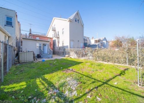 341 Marshall St, Paterson NJ  07503-3130 exterior