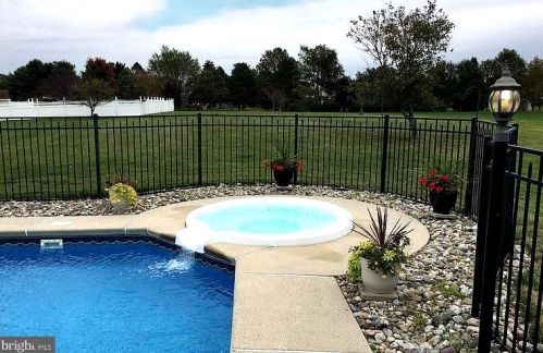 14 Livingston Ln, Lumberton Township NJ  08048-6210 exterior