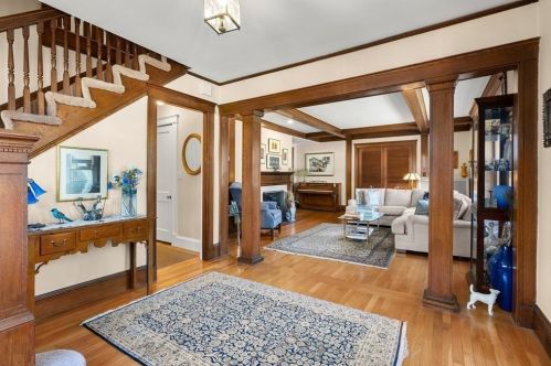 37 Homer St, Newton, MA 02459-1511