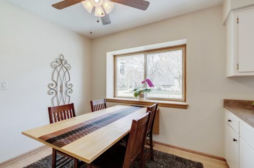 4708 Parkside Dr, Milwaukee WI 53225-4438 exterior