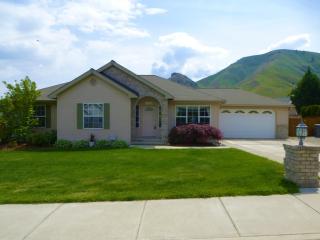 2251 Ashley Brooke, Wenatchee, WA 98801-1358