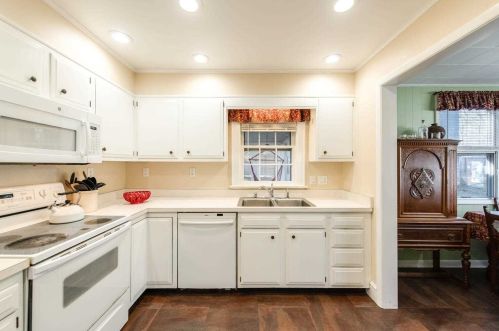 107 Bedell Rd, Poughkeepsie NY 12603-1041 exterior