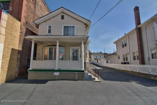 905 Pittston Ave, Scranton PA  18505-4108 exterior