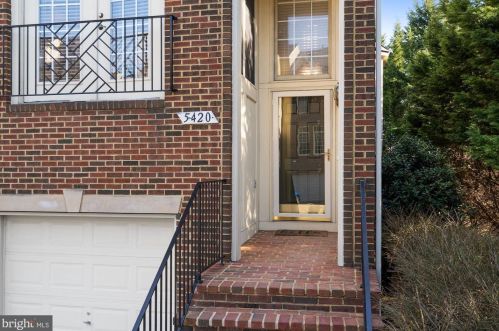 5420 Edsall Ridge Pl, Alexandria, VA 22312-2671