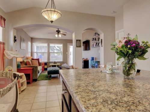 11221 Conchos River Trl, Austin TX  78717-4556 exterior