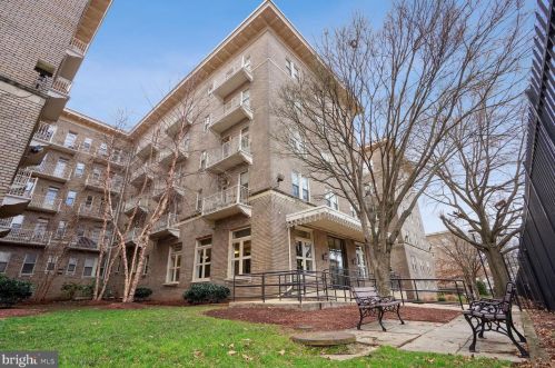 1308 Clifton St, Washington DC  20009-7001 exterior