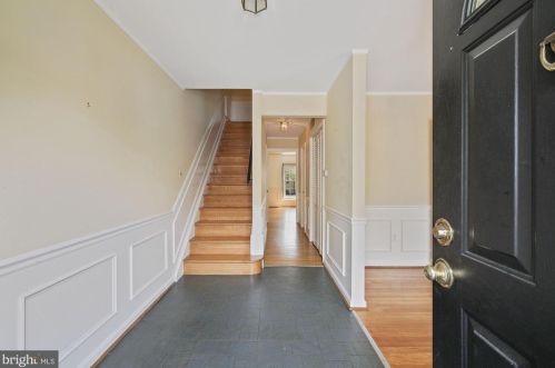 2123 Bucknell Ter, Silver Spring, MD 20902-4321