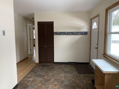 132 Winona St, Duluth MN 55803-1809 exterior