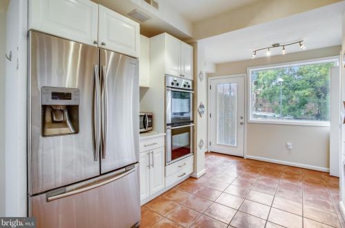 309 K St, Washington DC  20003-3452 exterior