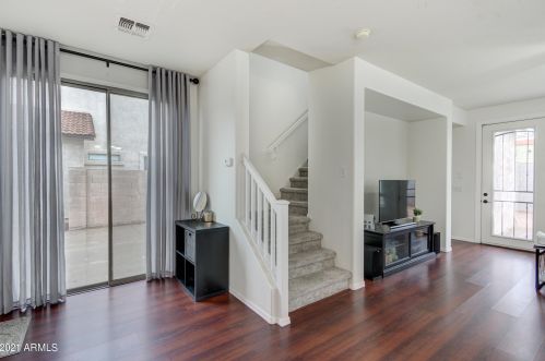 7429 19th St, Phoenix AZ  85042-5795 exterior