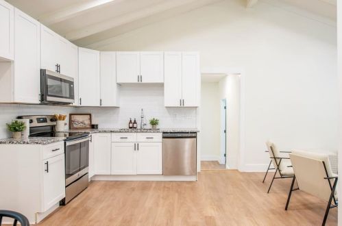 2540 Pne Lk Pl, Tucker GA 30084-3607 exterior