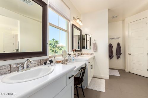 9824 3rd Ave, Phoenix AZ  85041-8871 exterior