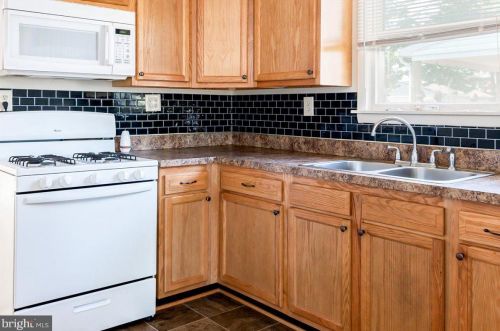 413 A St, Glen Burnie MD 21061-3404 exterior