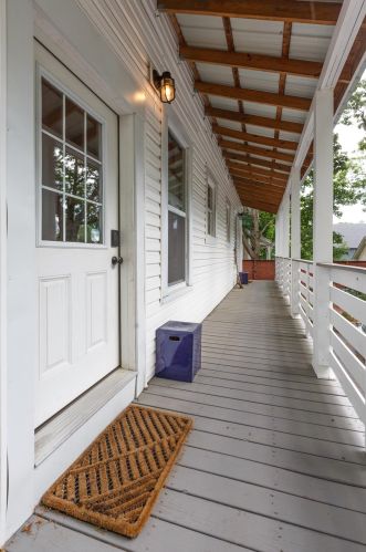 13 Holt St, Concord NH 03301-2926 exterior