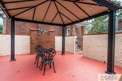 120 11th Ave, New Brunswick NJ 08904-3231 exterior