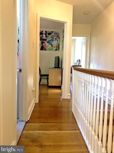 1362 Knorr St, Philadelphia PA 19111-4906 exterior