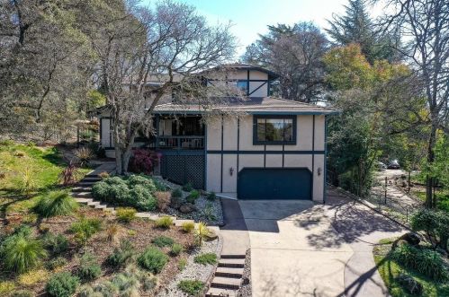 9811 Blue Lk Dr, Folsom CA 95630-1909 exterior