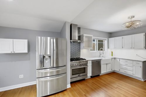 4744 Laramie Ave, Chicago IL 60803-6818 exterior