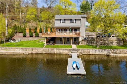 483 Roosevelt Dr, Seymour, CT 06478-1762