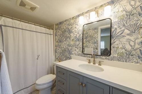 2550 Dawn Cir, Naples FL exterior