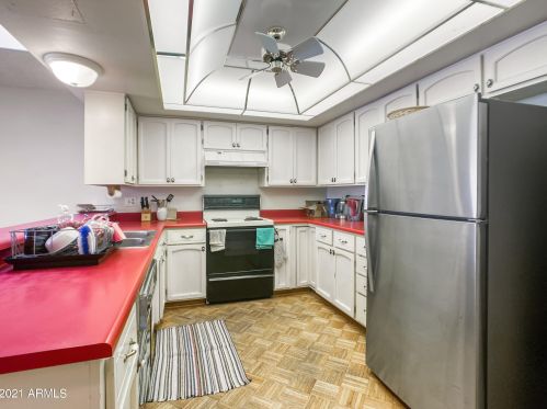 5654 12 St, Phoenix AZ 85086-7358 exterior