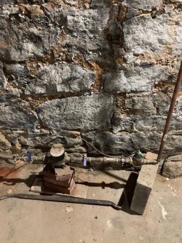 458 Biddle Ave, Pittsburgh PA 15221-3493 exterior