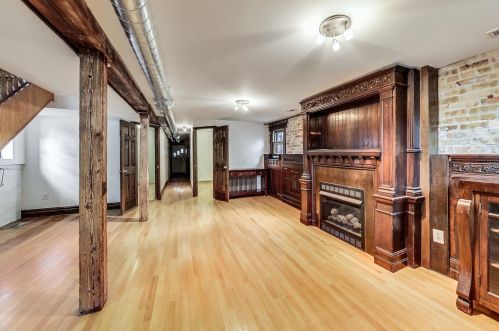 2324 Armitage Ave, Chicago IL 60647-4342 exterior