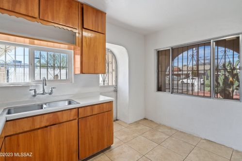 3731 Lundy Ave, Tucson AZ  85713-6025 exterior