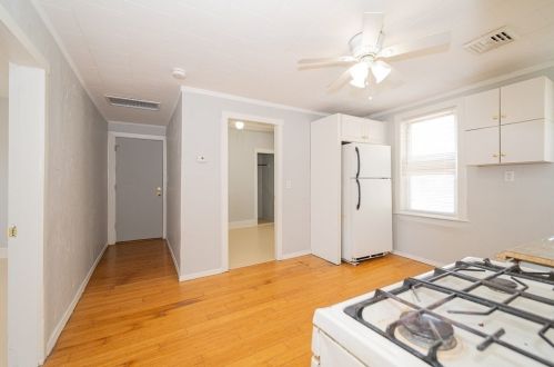 1 Wilson St, Worcester MA 01604-2825 exterior