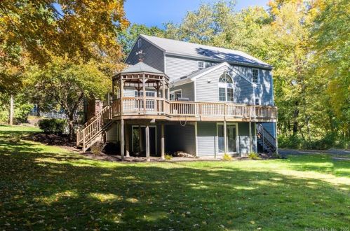 59 Sarah Bishop Rd, Ridgefield, CT 06877-1215