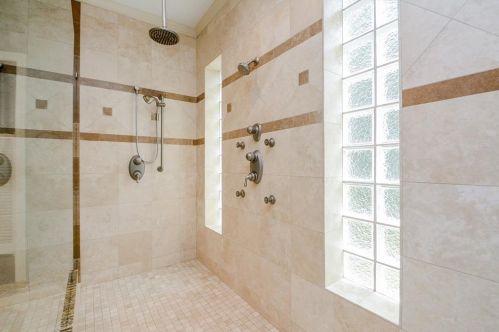 8827 Catamaran Way, Montgomery TX 77316-6881 exterior