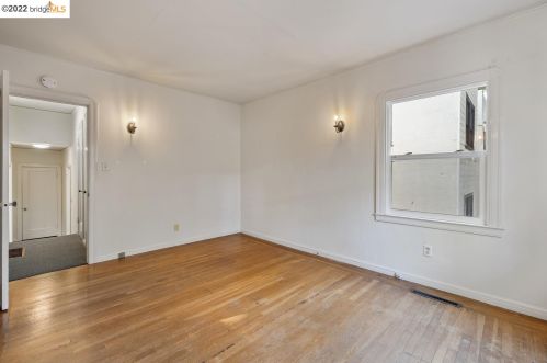 2352 Virginia St, Berkeley CA 94709-1613 exterior