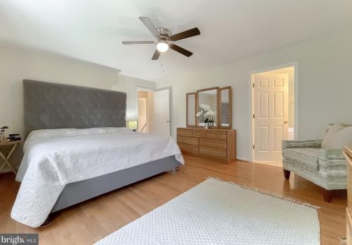 900 Chatsworth Dr, Accokeek MD 20607-2056 exterior