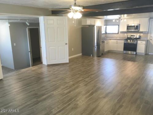 748 Carol Ave, Phoenix AZ 85021-2088 exterior