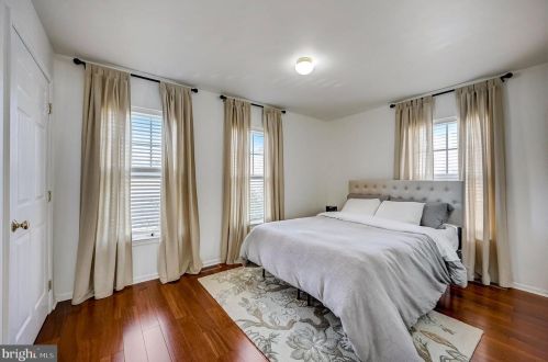 1930 Franklin St, Philadelphia PA 19122-1308 exterior