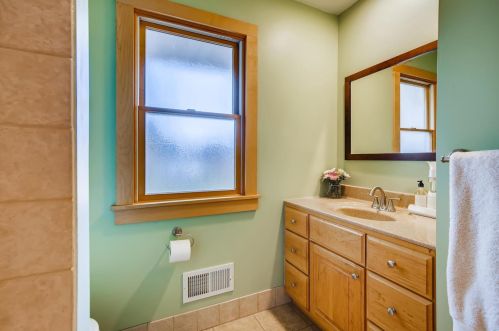 1441 Brk Ave, Saint Paul MN 55109-2012 exterior