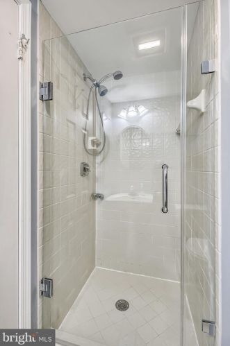 17441 Founders Mill Dr, Rockville MD exterior