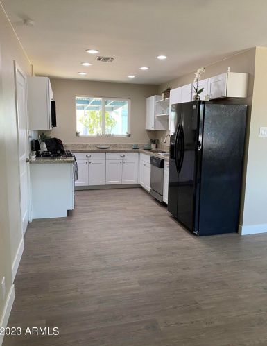 3521 45 Ave, Phoenix AZ 85035-2305 exterior