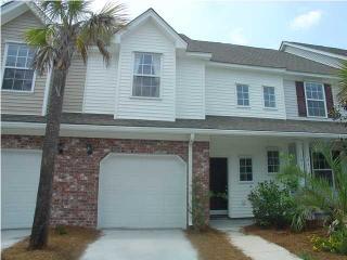 106 Dorothy Dr, Charleston SC  29414-9198 exterior