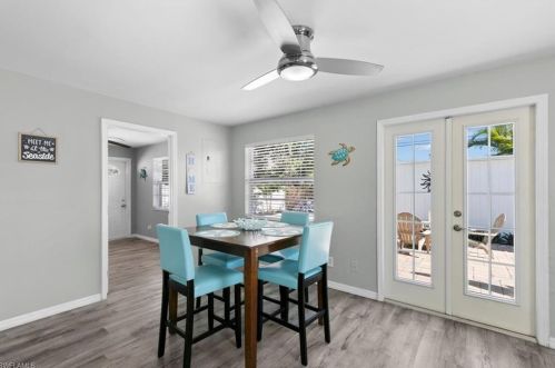 862 95th Ave, Naples FL 34108-2459 exterior